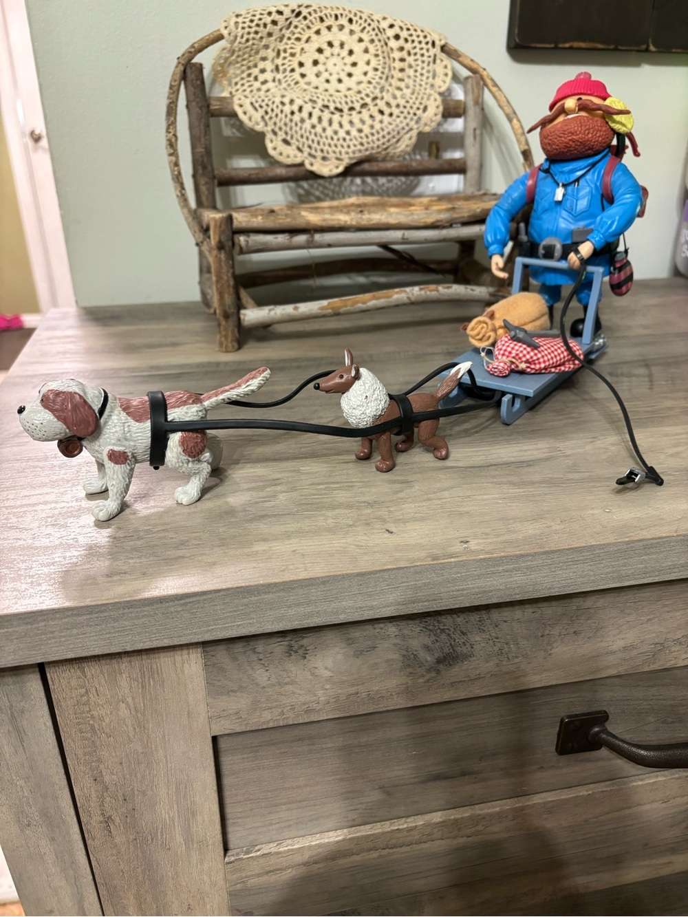 Yukon's Sled & Dog Team Rudolph and the Island of Misfit Toys MEMORY LANE 2002